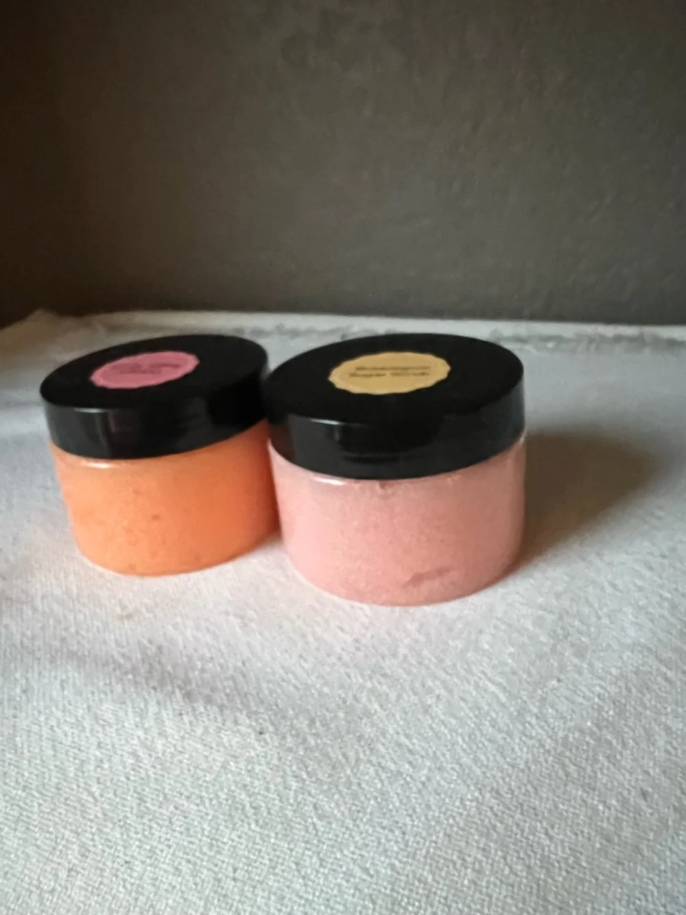 Bubblegum and sweet orange Gentle Sugar Body Scrub - Women Bath & Body - Picture 8 of 9